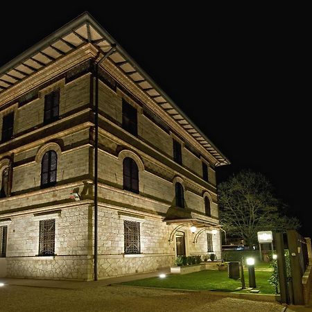 Villa Raffaello Park Hotel Assisi Exterior photo