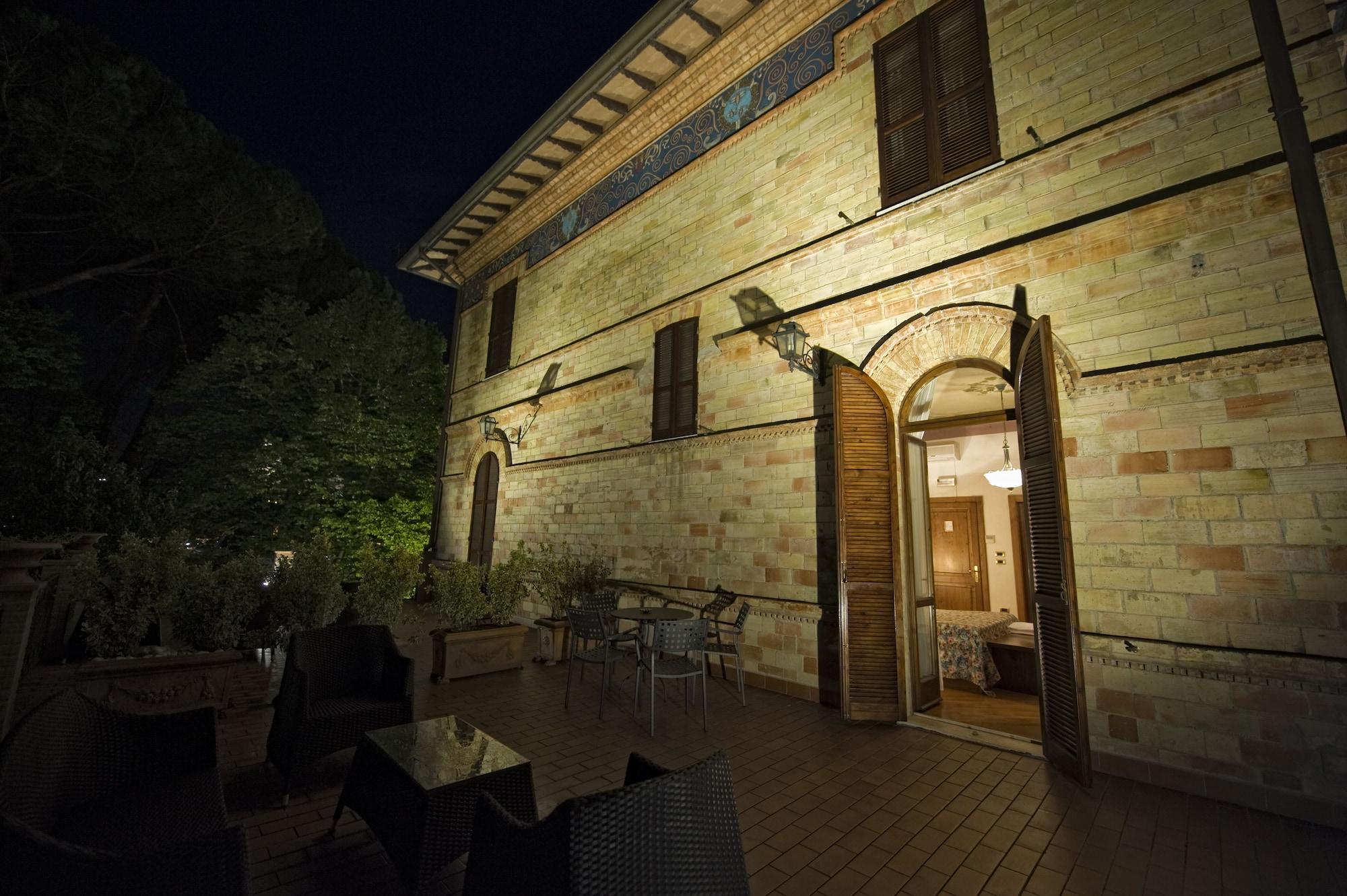 Villa Raffaello Park Hotel Assisi Exterior photo