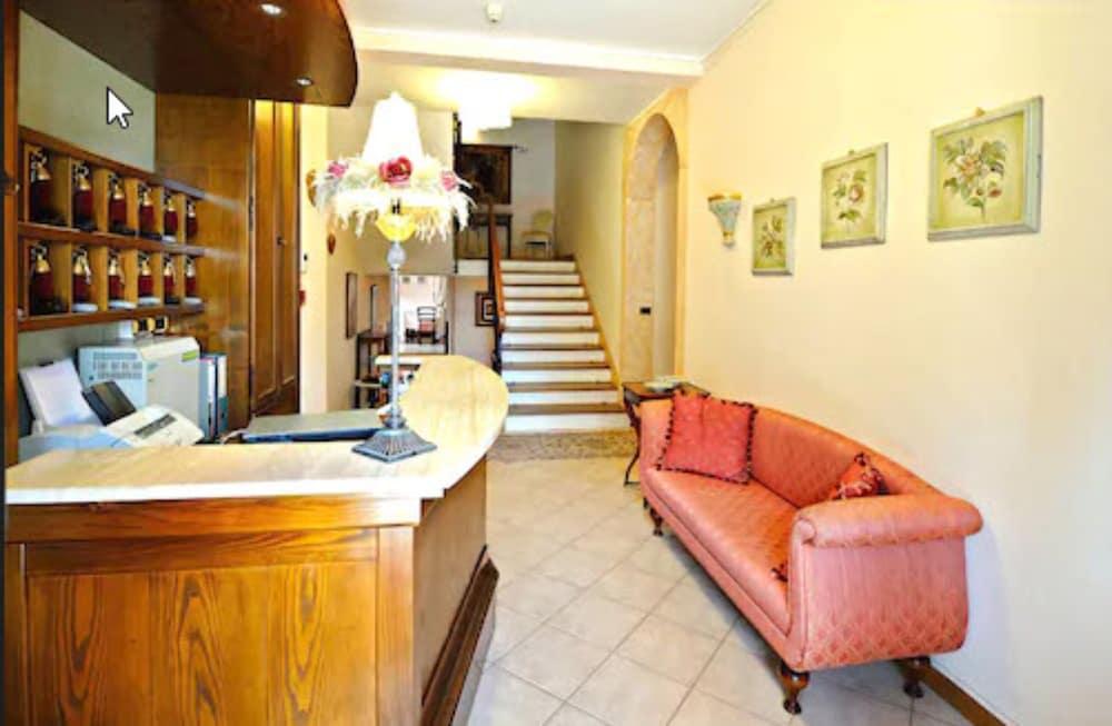Villa Raffaello Park Hotel Assisi Exterior photo